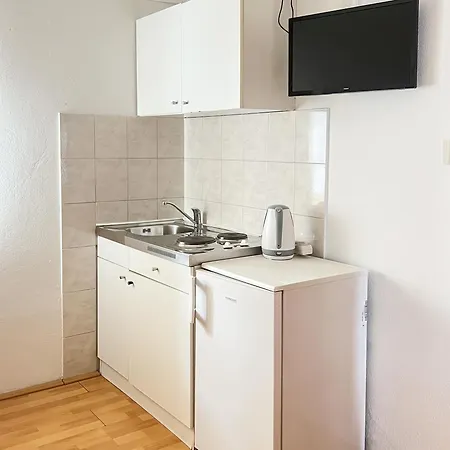 Apartment Seaside And Baska Voda