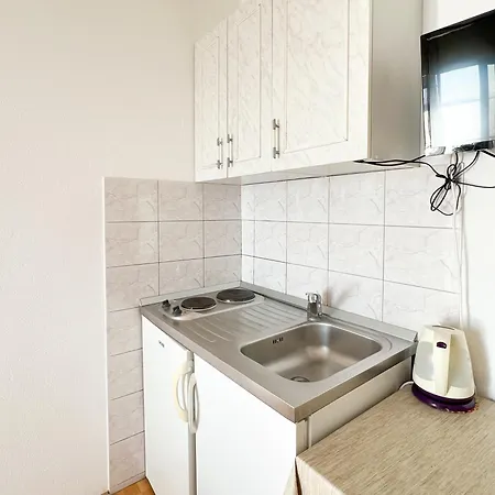 Seaside And Apartment *